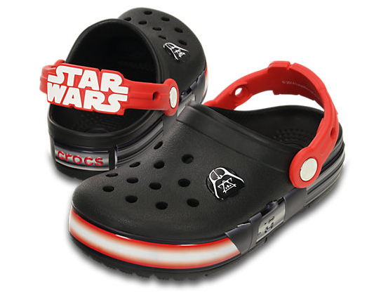 Crocs star outlet war