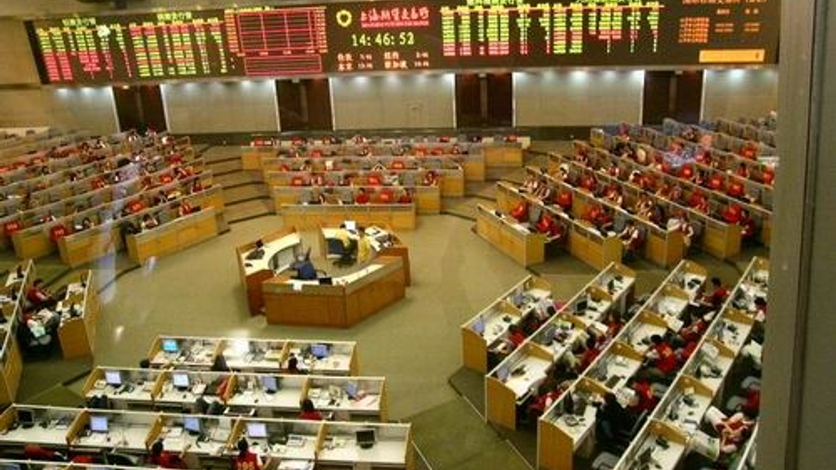 <div style="text-align: left;">
Shanghai's stock exchange: The CSRC's IPO ban may last beyond July
</div>