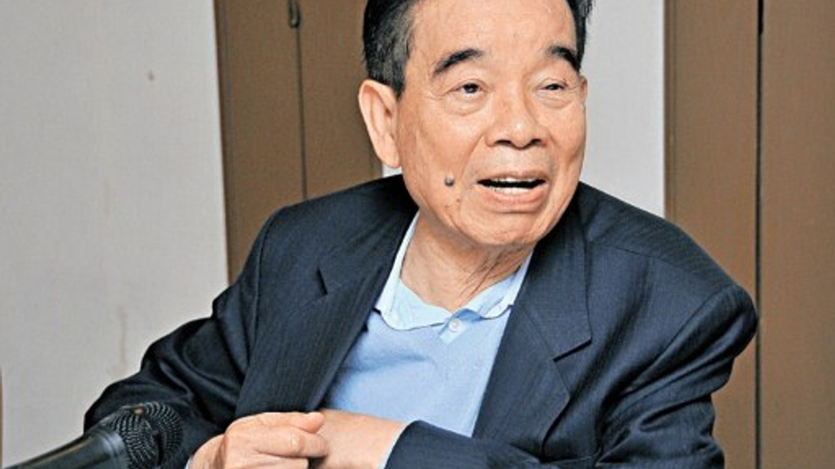 <div style="text-align: left;">
Hong Kong tycoon Cheng Yu Tung (AFP)</div>