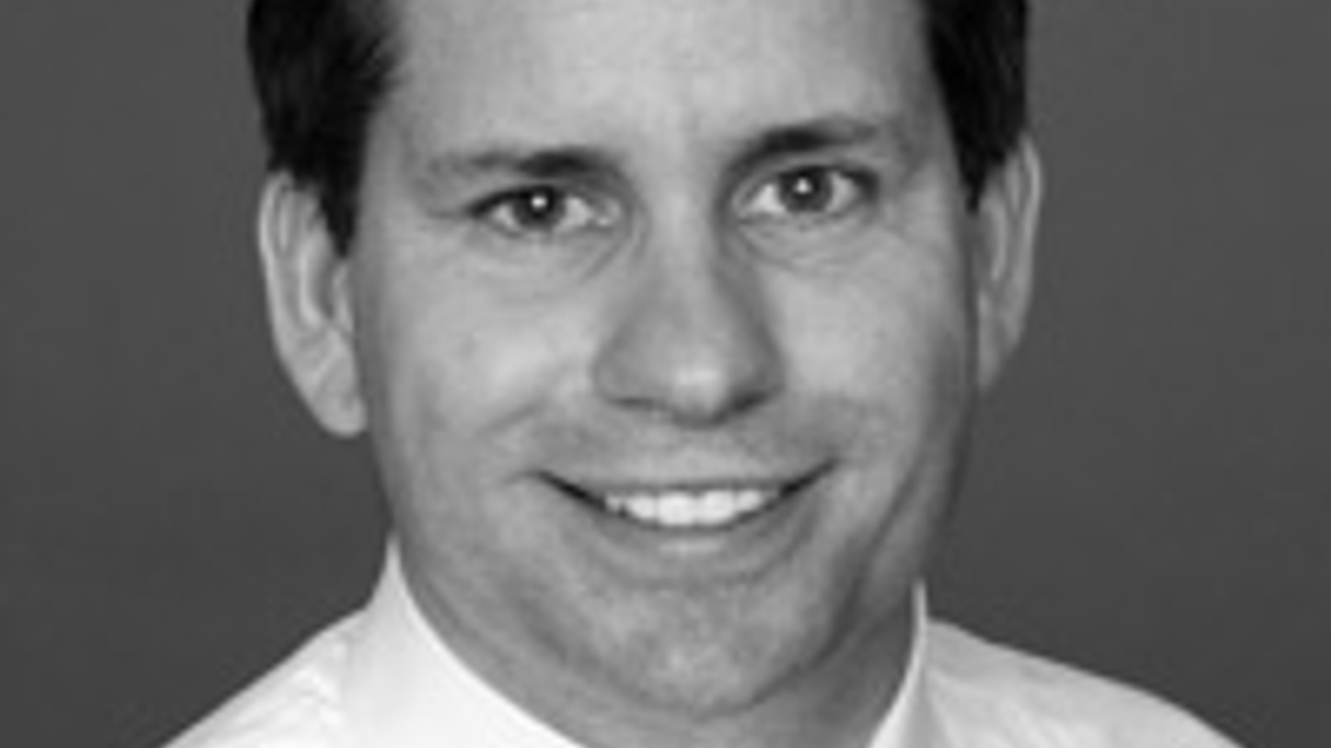 <div style="text-align: left;">
Edward Sippell
</div>