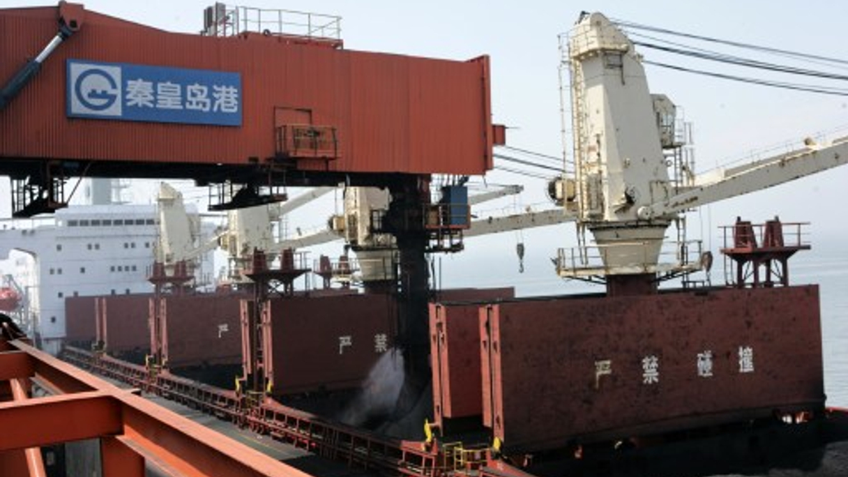 Qinhuangdao Port is hoping to raise between $500 million and $700 million, according to sources.