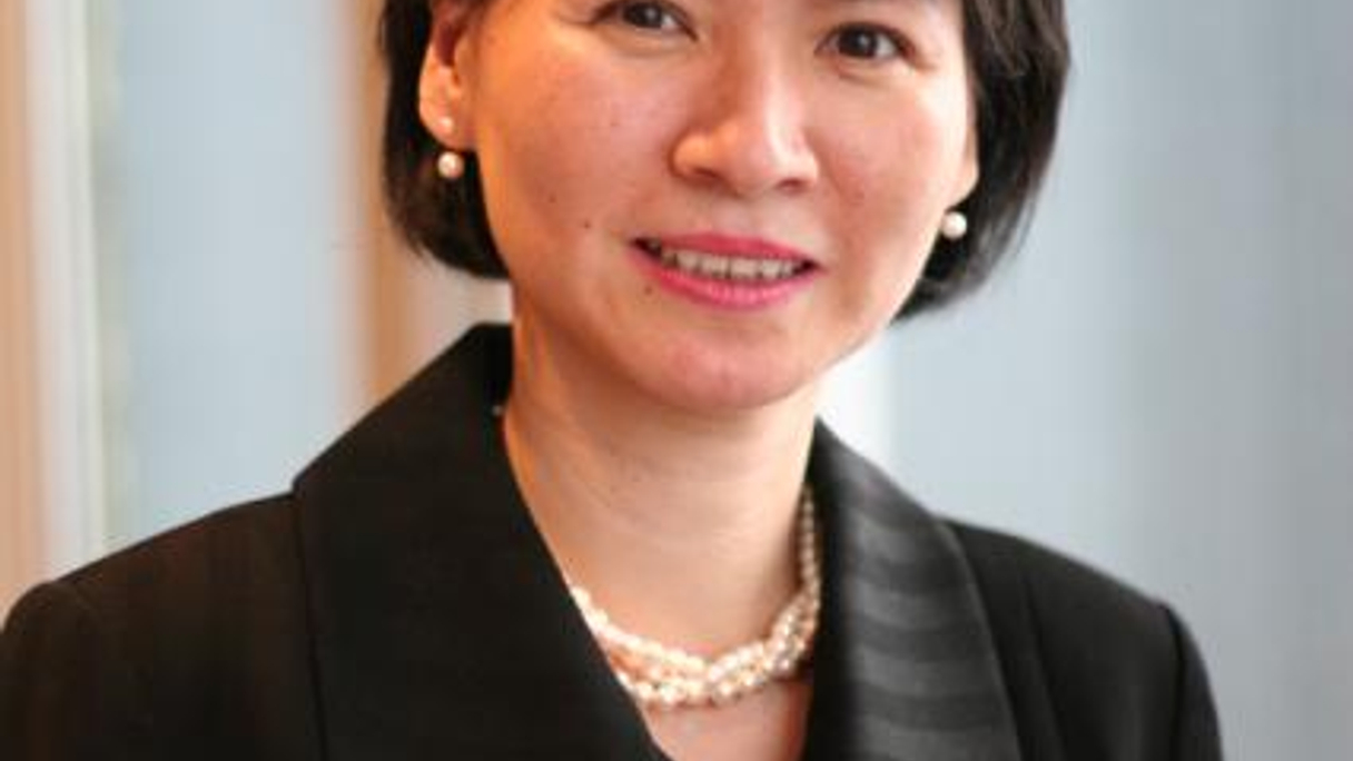 Connie Leung, Swift