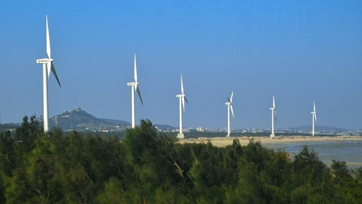 <div style="text-align: left;">
One of China Longyuan's wind farms, in Fujian province
</div>