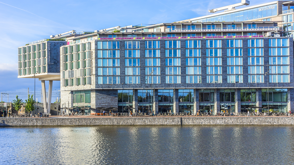 DoubleTree by Hilton Amsterdam Central Station, Anbang's latest purchase
