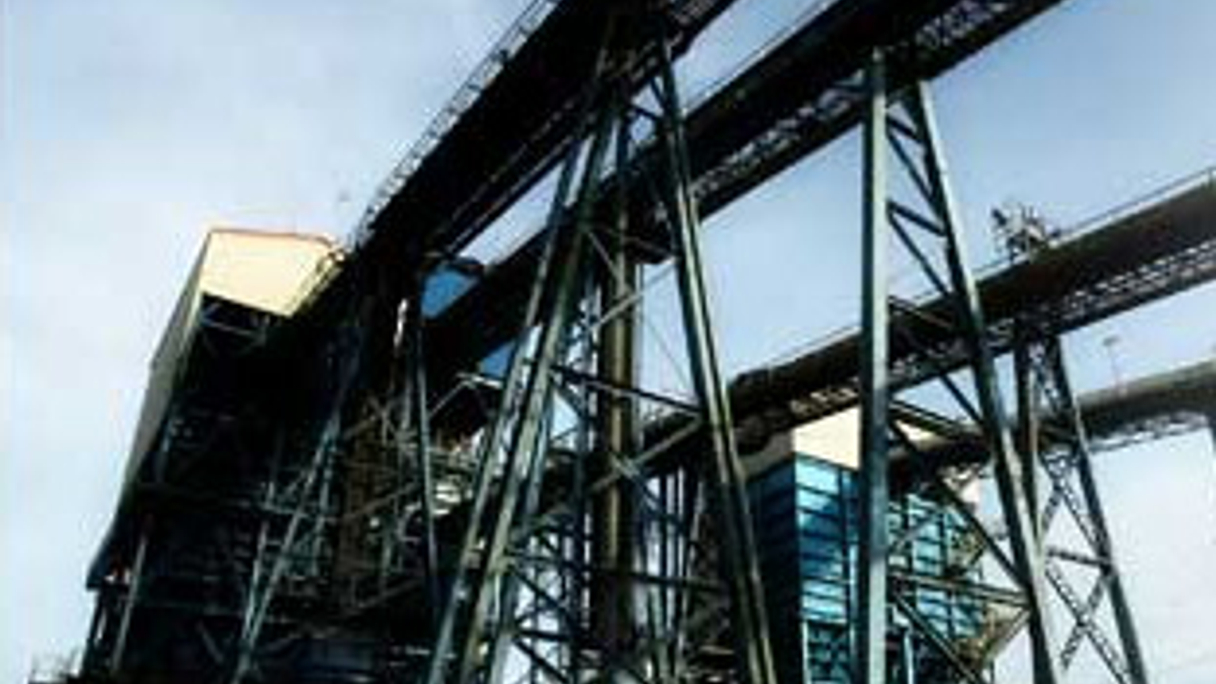 <div style="text-align: left;">
Petrosea has increased its focus on mining since Indika took over in 2009</div>