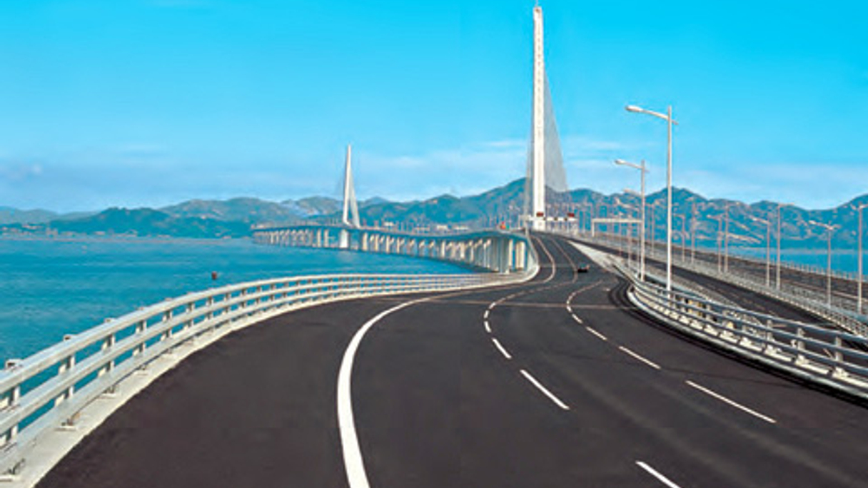 <div style="text-align: left;">
CCC's 5km-long Shenzhen Bay Highway Bridge, completed in 2007
</div>