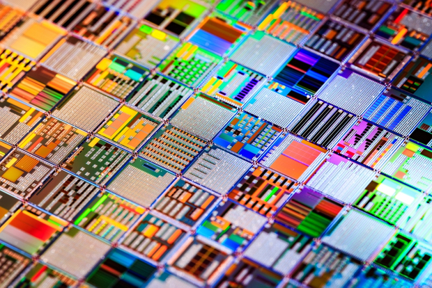 Market Views: What do soaring US tech valuations mean for Asian investors?