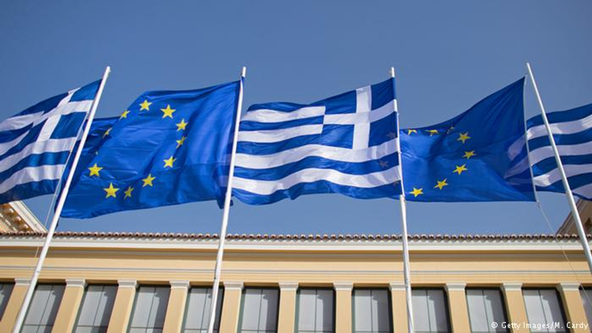Bond managers unfazed by Greek default