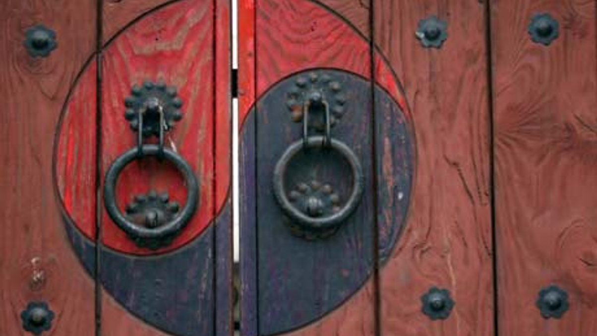 Data Centre: Korean instos look to riskier assets