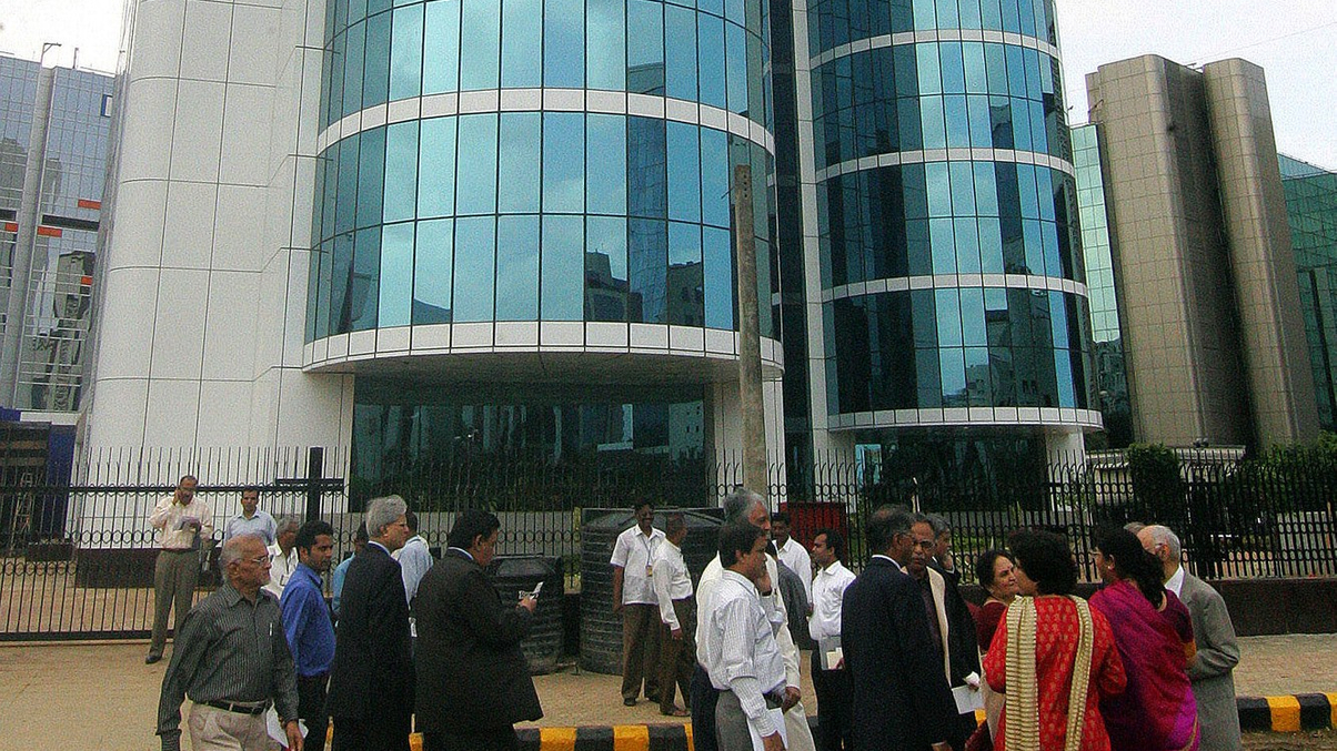 No further action in actress vs HSBC case: Sebi