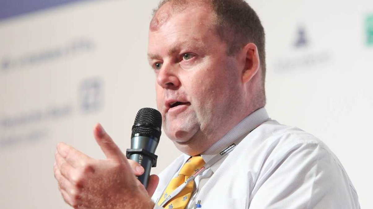 Investors seen ditching European bonds for Asian debt