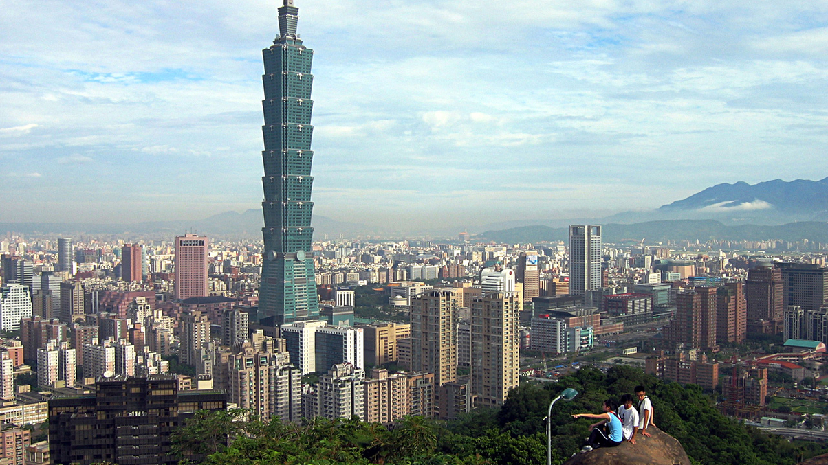 Cathay Life, Fubon Life eye more US debt, strong stock positions