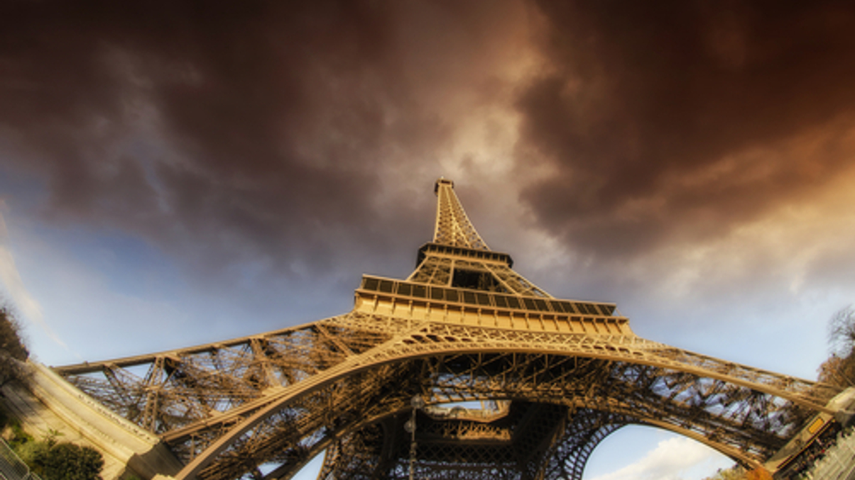 Investors flee Europe stocks despite positive signs