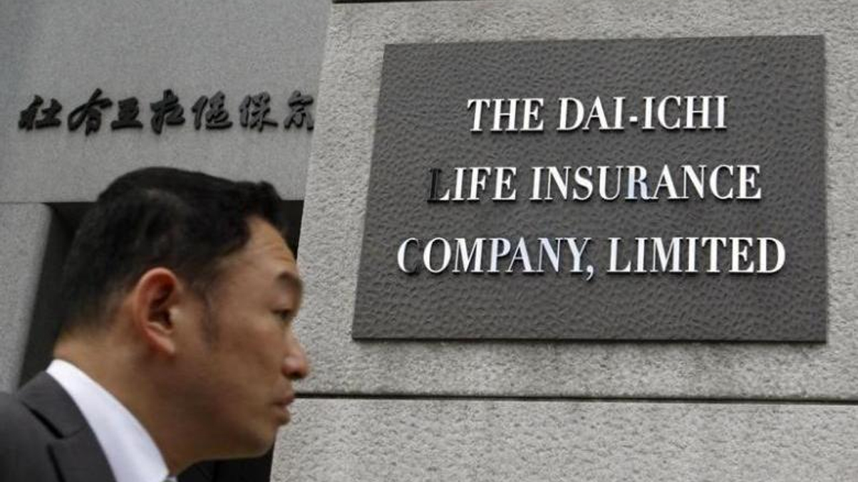 Why Dai-ichi Life is paring equities and adding bonds