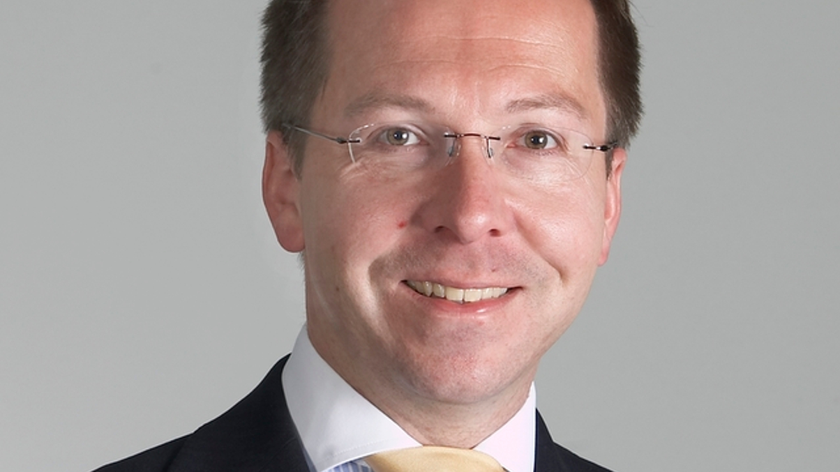 ETF market-maker sets up in Singapore