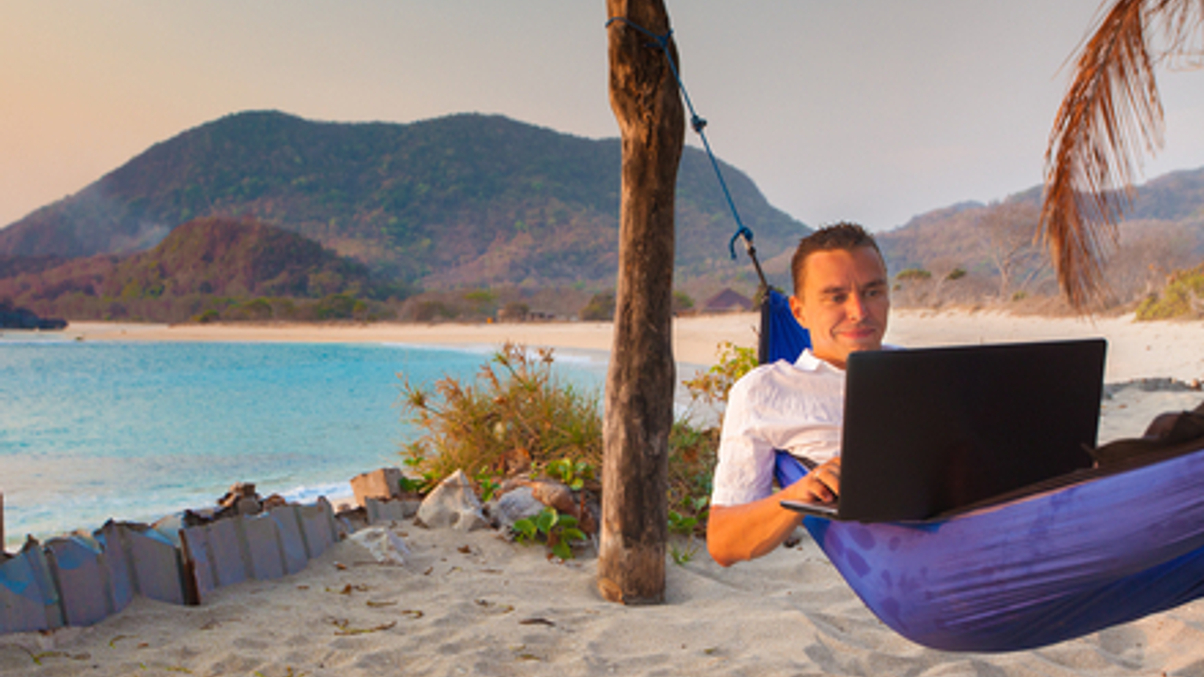 Private banks “lazy” on funds selection