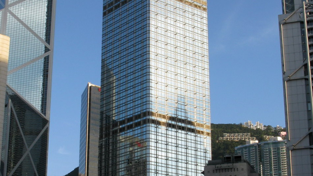 Ex-Wing Hang Bank employee banned for life