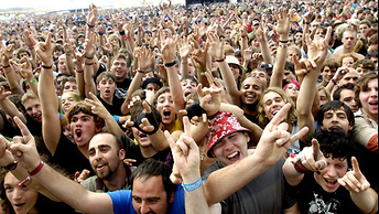 Insurers concerned about “crowded” private markets