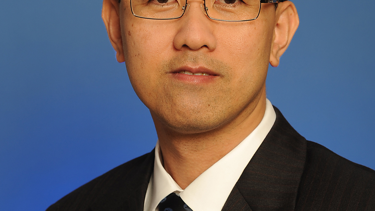 Fullerton shuts global bond fund in Asia