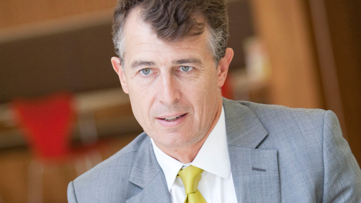 China GDP growth seen as close to zero