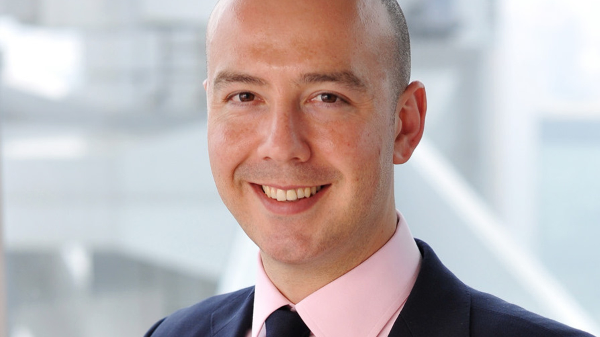 HSBC Insurance eyes first commodity, currency investments