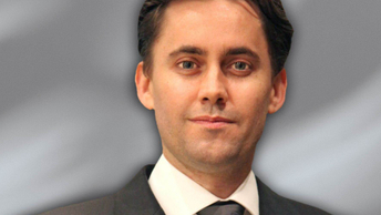 Buy Asian stocks but brace for turbulence, say PMs