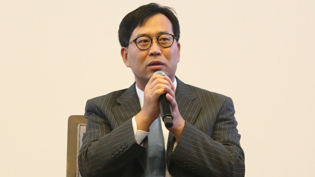 Korean investors learn from hedge fund hangover