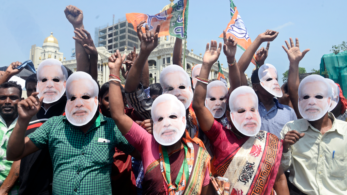 Investors vary in reactions to India's election result
