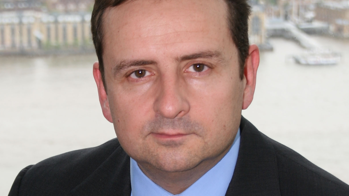 Neuberger Berman starts Asia retail buildout