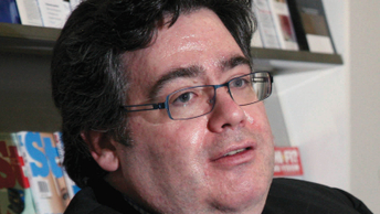 Asian hedgies stiffen upper lip amid turmoil