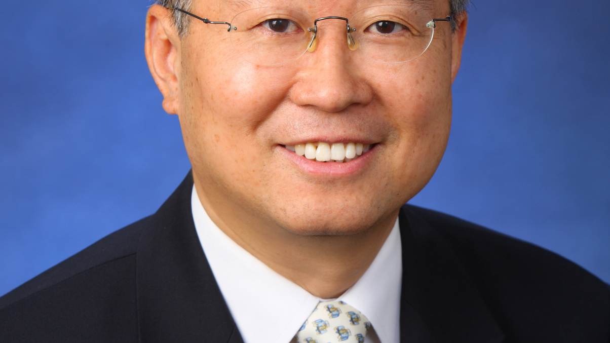 UBS dismisses 2012 depreciation fears for RMB