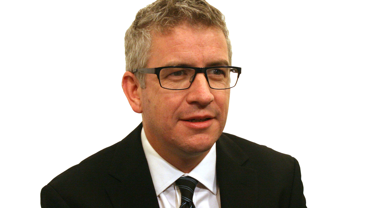 Asian insurers tipped to boost EM debt exposure