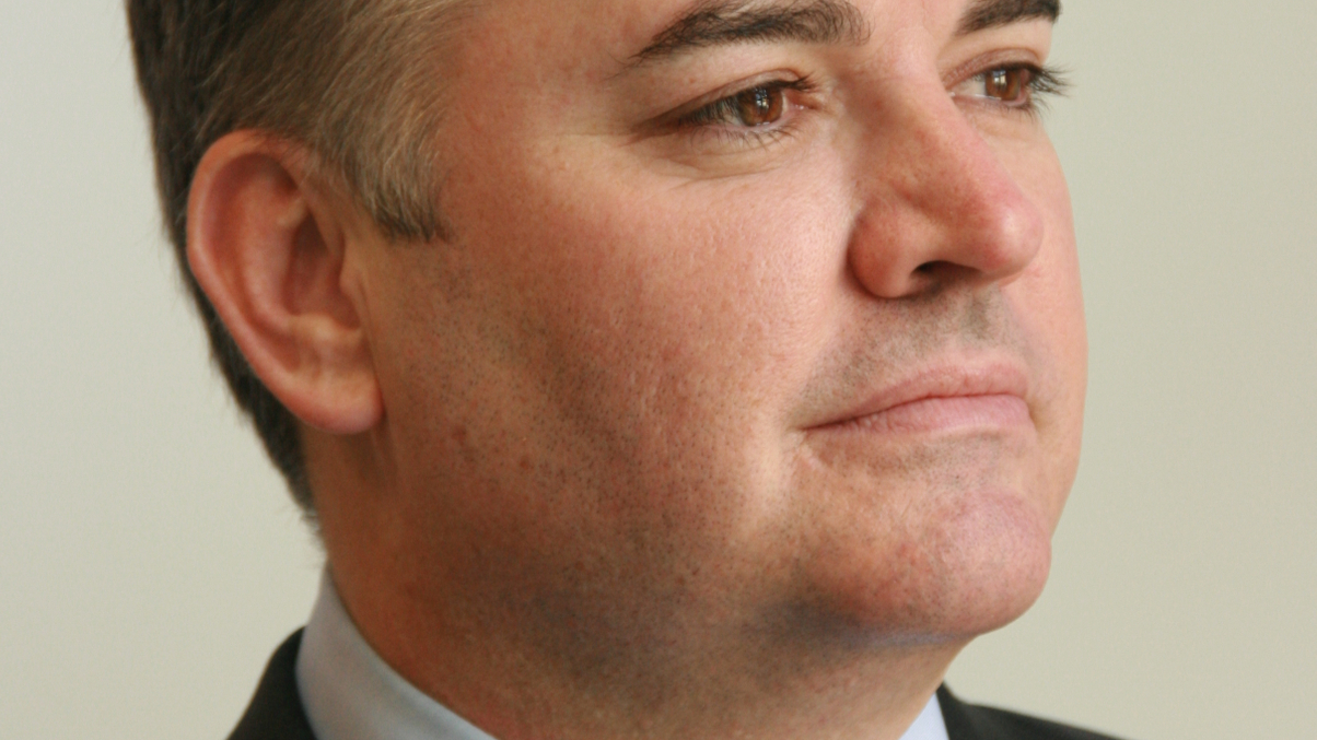 Surrency joins Algebris amid L&G licence delay
