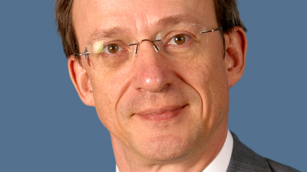 Baring’s multi-asset fund to boost equities, but when?