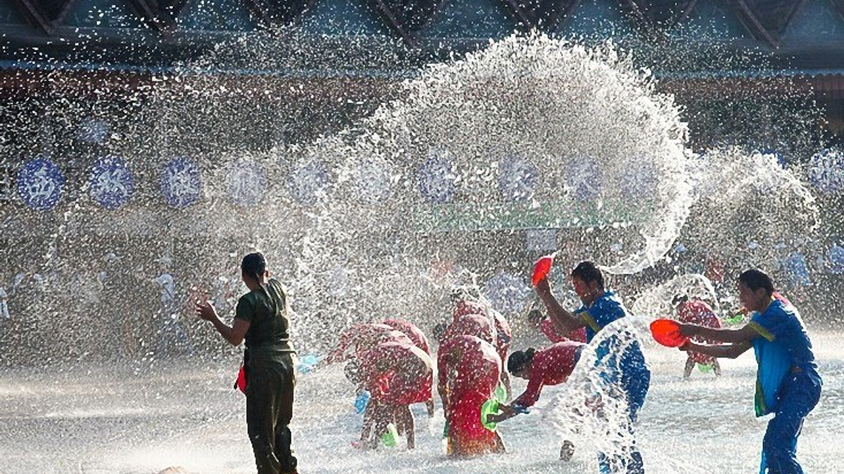 Thai asset managers set for hedge fund, pensions boost