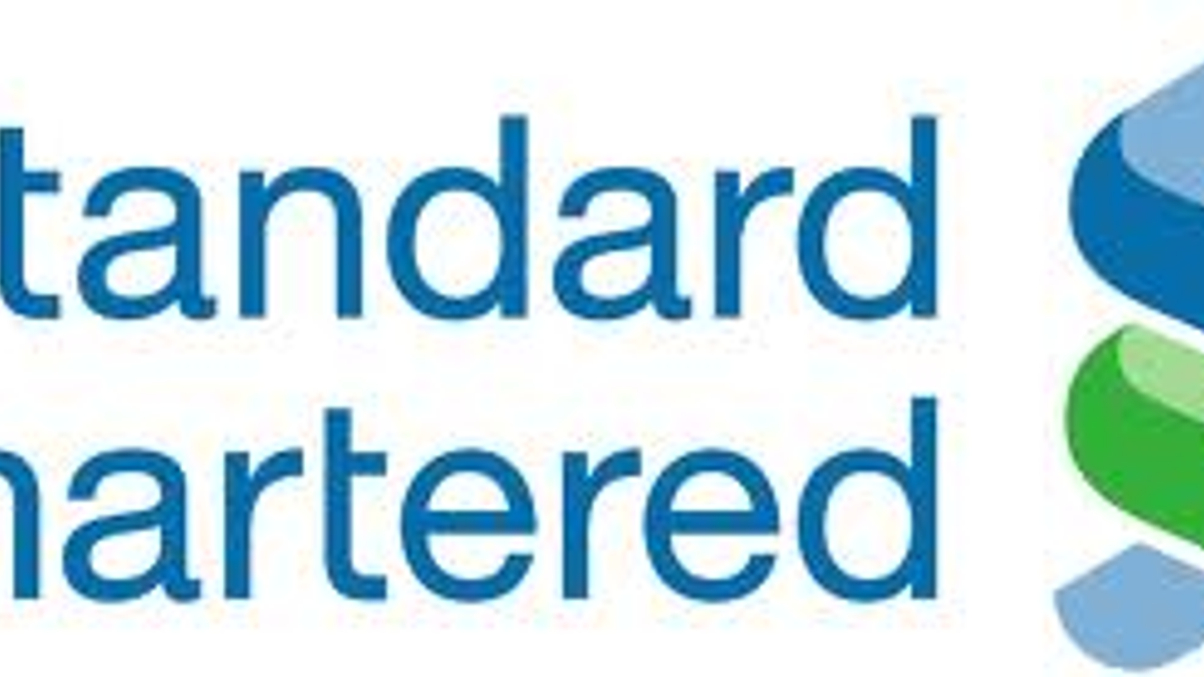 Funds selection chief exits Standard Chartered