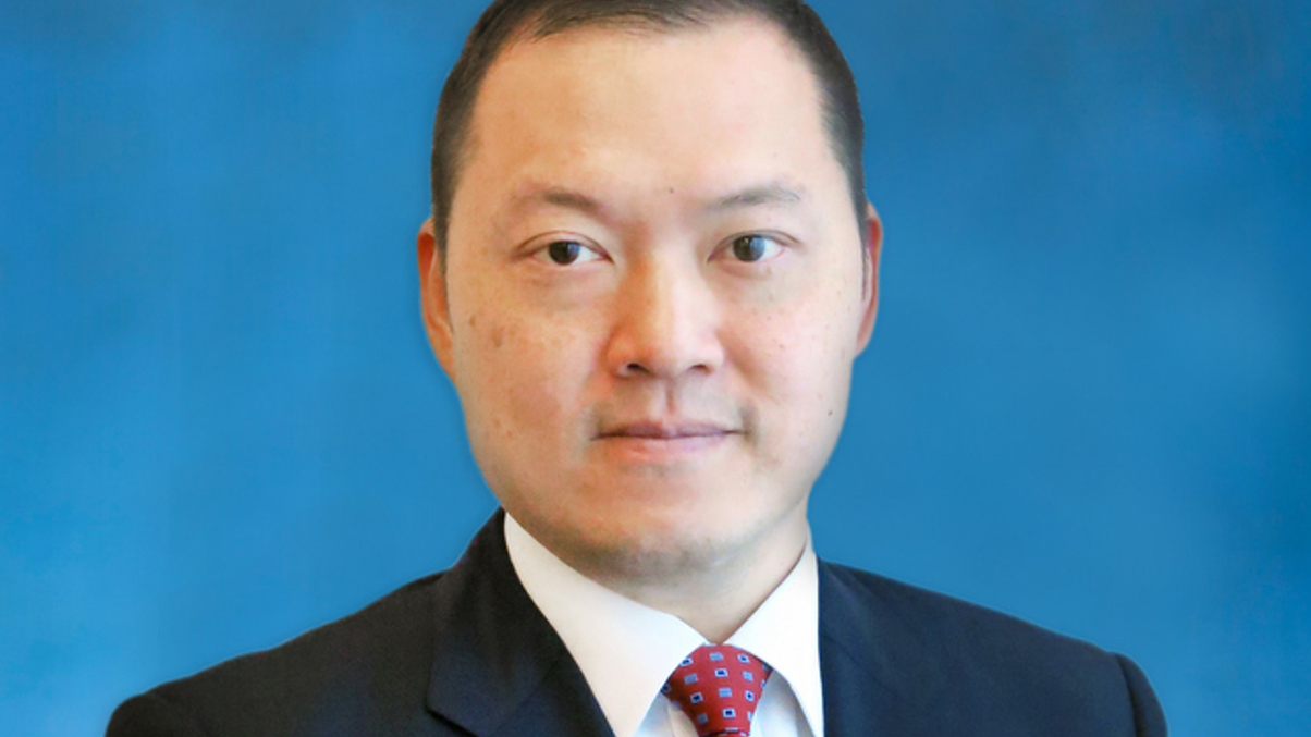 Invesco hires industry veteran from rival