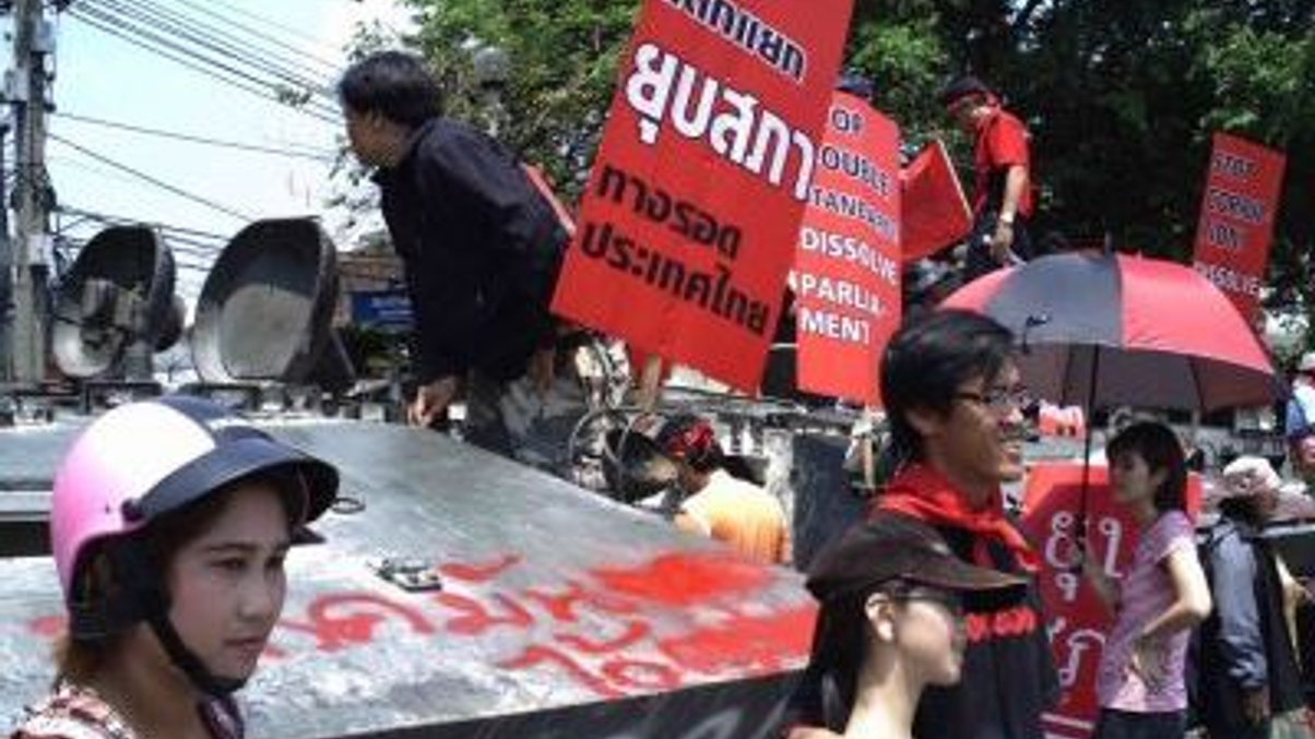 Thailand's red shirts could push the Democrats out