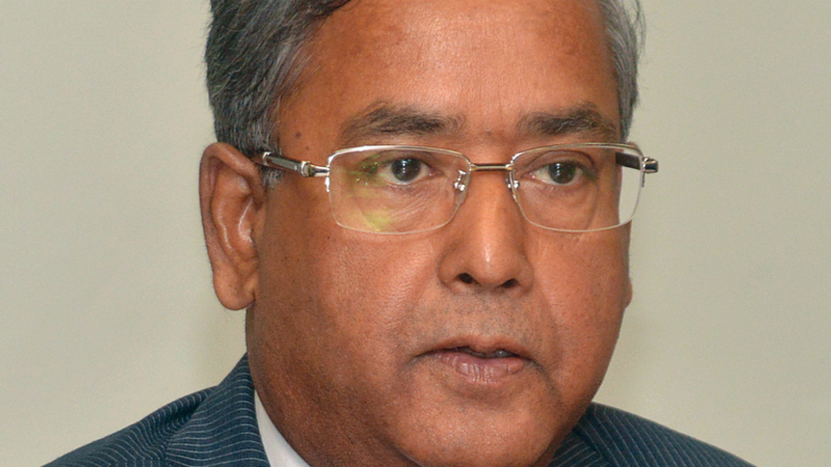 The world is not equal, complains Sebi chairman