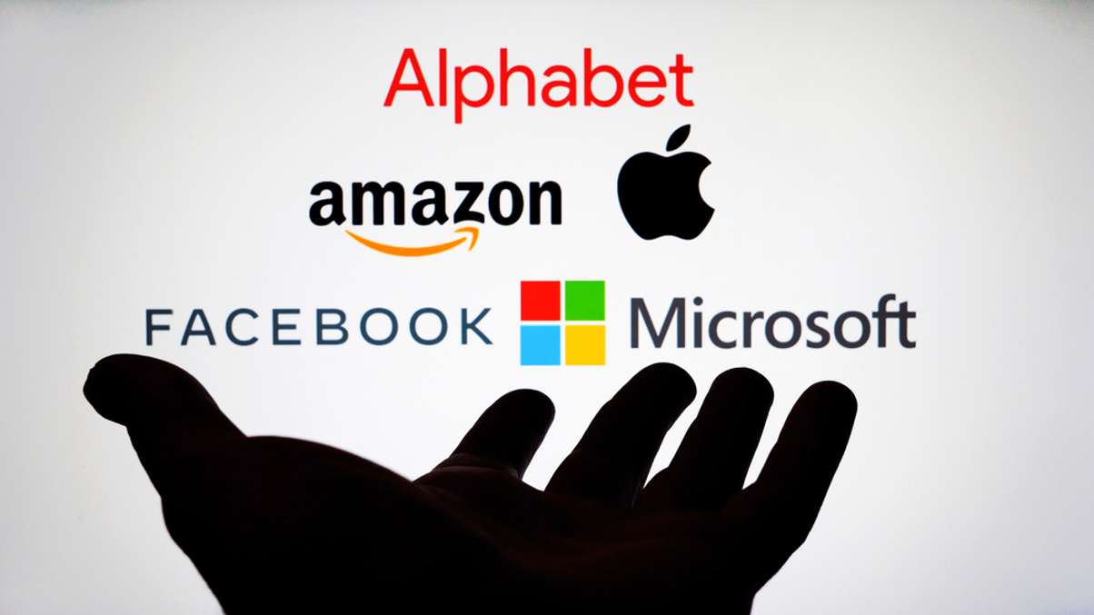 Market Views: Is it a good time to buy US tech stocks?
