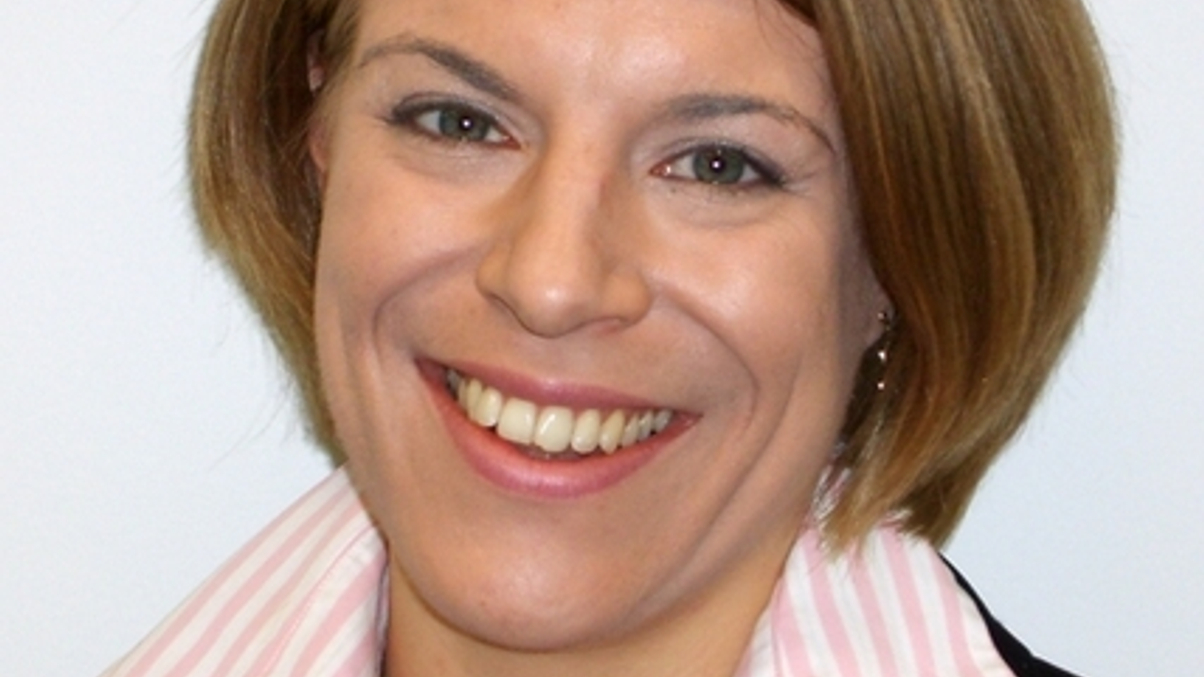 Central banks eye more in-house investment