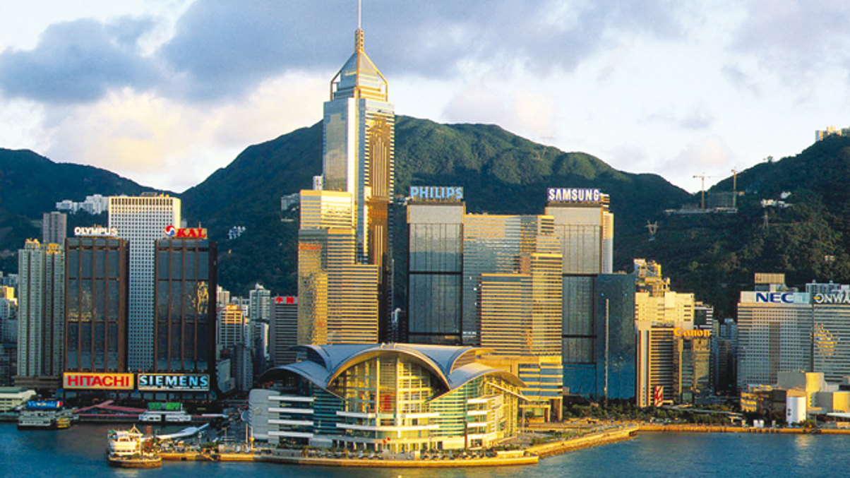 HK millionaires increasing mutual fund exposure