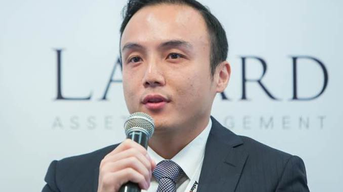 Noah to launch two secondaries products