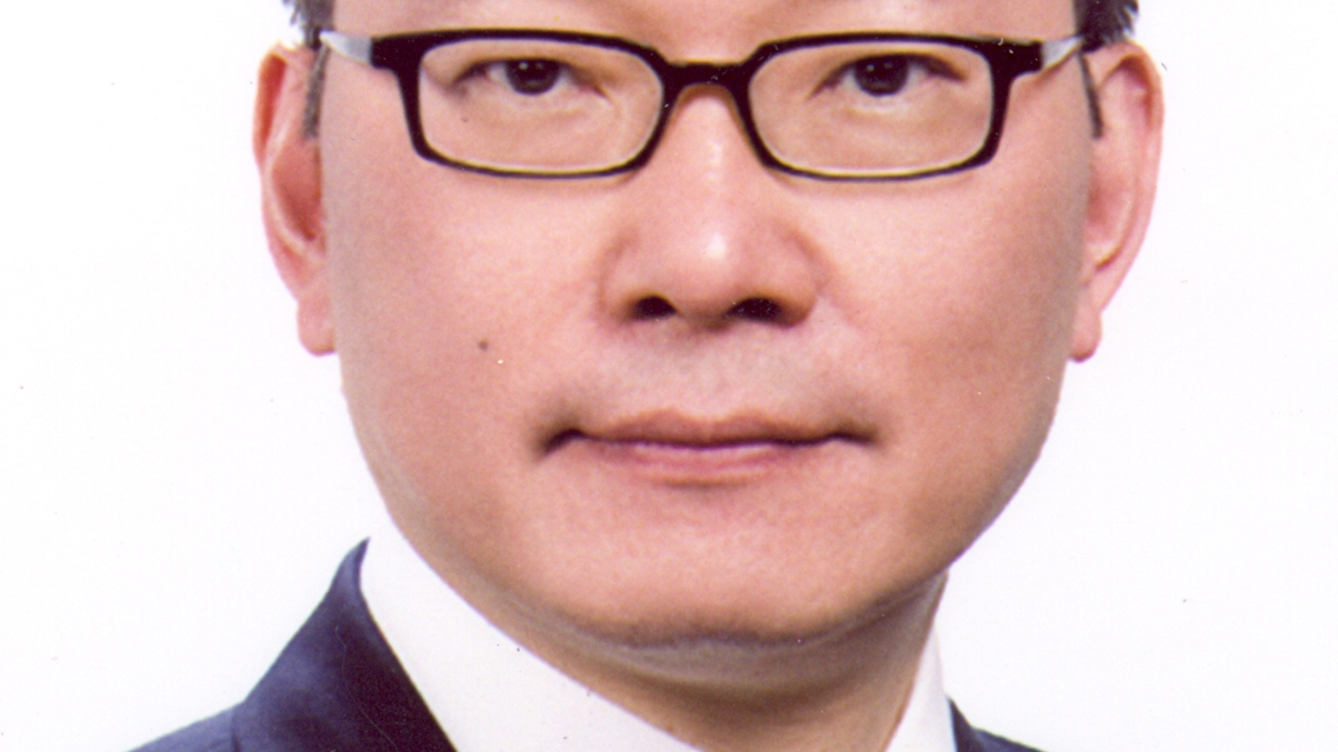 Wealthy learn harsh lesson in Hong Kong