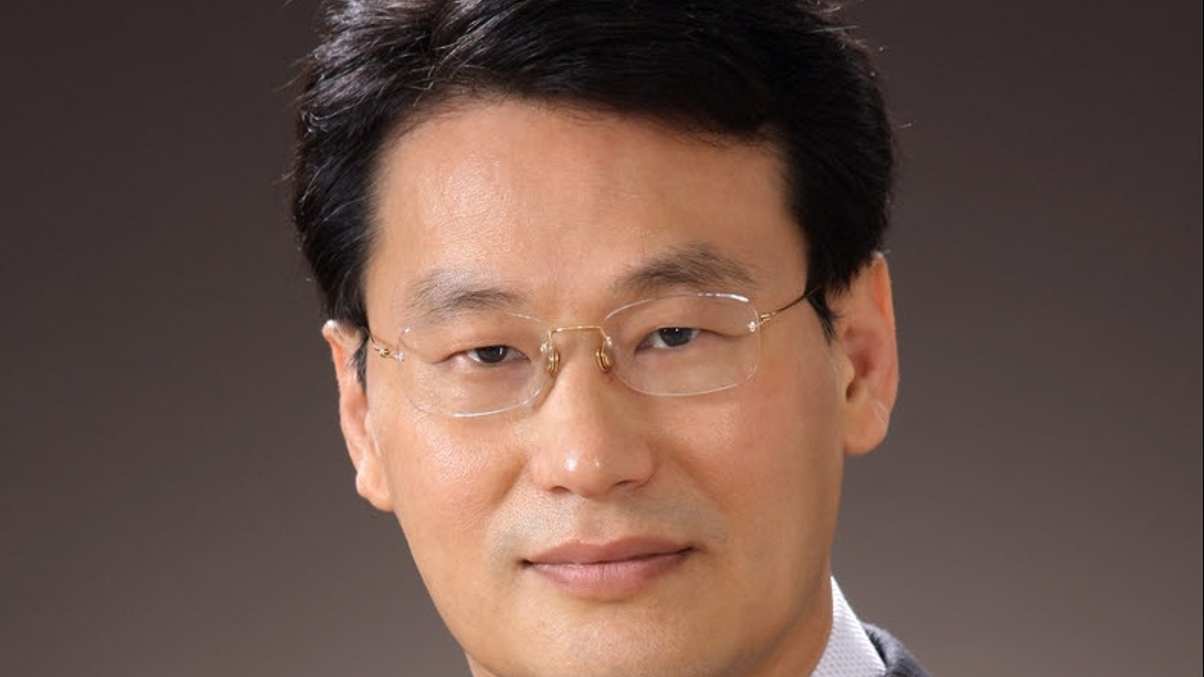 Weekly roundup of job-hoppers, Oct 5