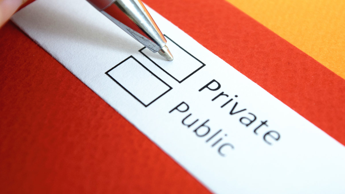 Market Views: How best to invest in the $7 trillion private market?