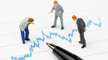 Insurers look to profit from bond volatility