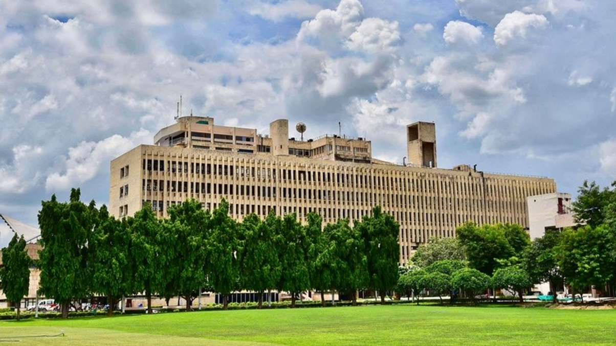 Indian endowment fund closes in on investment advisor