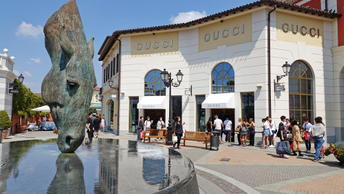Australian pension giant bets on European designer outlets