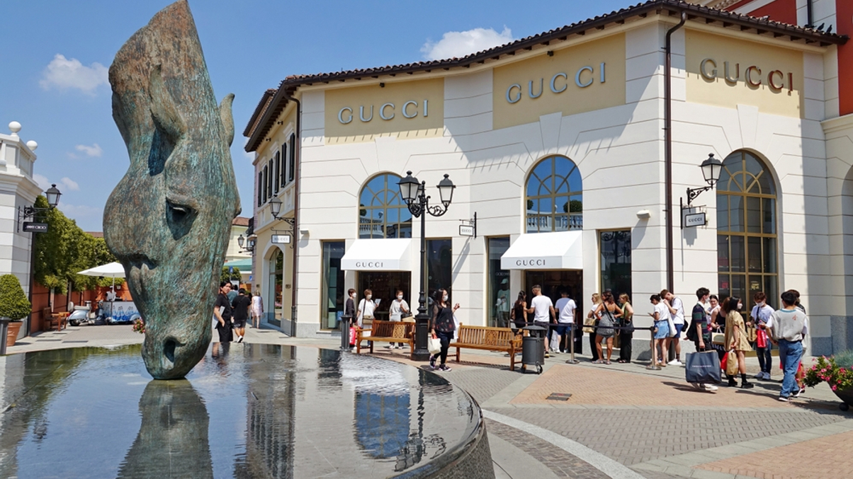 Australian pension giant bets on European designer outlets